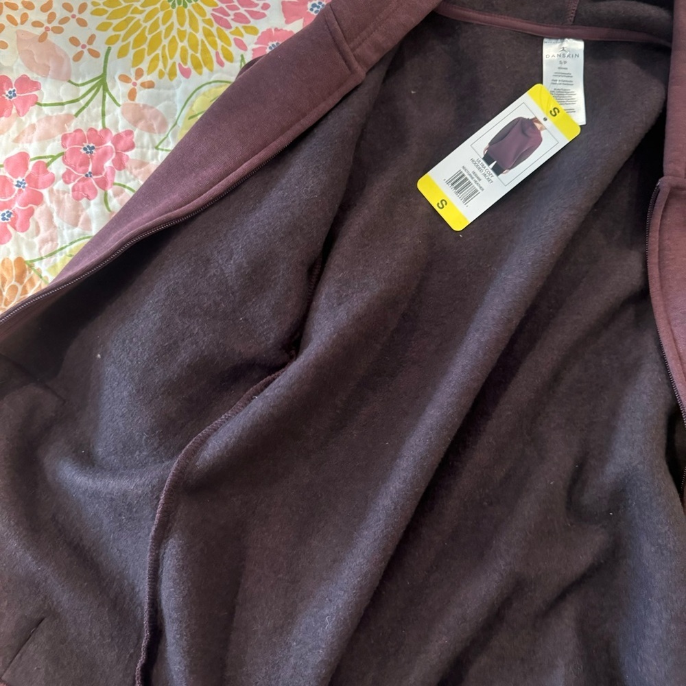 NWT small danskin full zip jacket - Picture 4 of 5